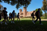 Gobierno de Trump busca acuerdo de 1.000 millones de dólares con UCLA, según funcionario federal