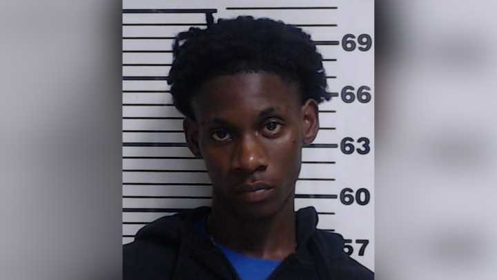 Gulfport 15-year-old arrested for pulling gun on classmates, firing it at school bus