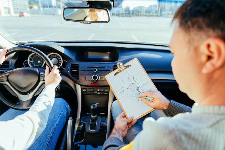 Guía para recuperar tu licencia de conducir suspendida