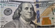El dólar oficial y el dólar blue cerraron la semana con una fuerte suba