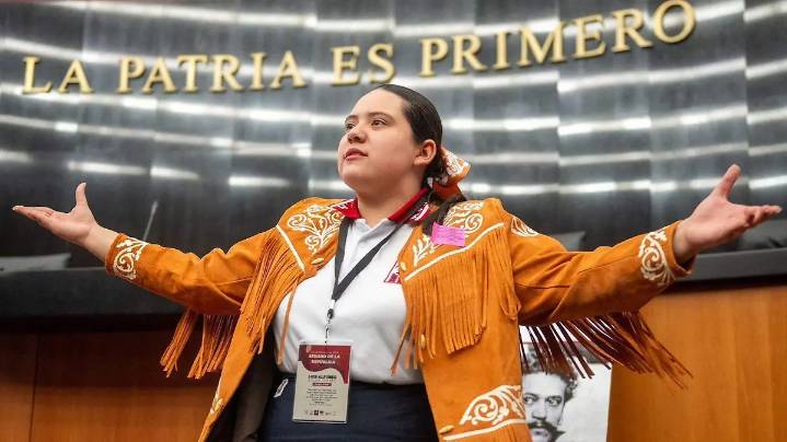 ¡Orgullo de Tamaulipas! Vaania Ocejo, estudiante de prepa, representará a México en concurso de oratoria en Perú