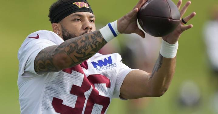 A mistake in college helped Chris Rodriguez Jr. develop into a pro