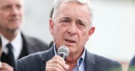 Uribe cuestiona a Petro: “Se dedica a redes sociales, a hacer chismes y a acusar ciudadanos"