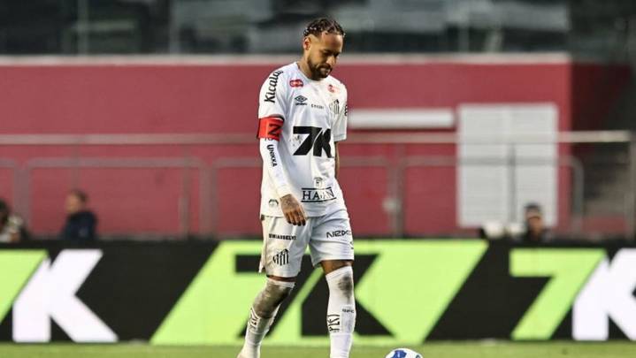 Neymar sidelined again as Brazil prepare for final World Cup qualifiers