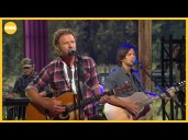 Dierks Bentley performs 'Jesus Loves Me'