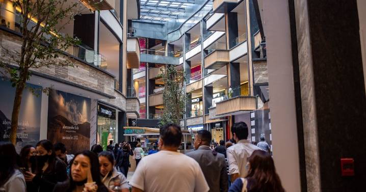 Elevador se desploma en plaza Mitikah: Hay dos personas lesionadas