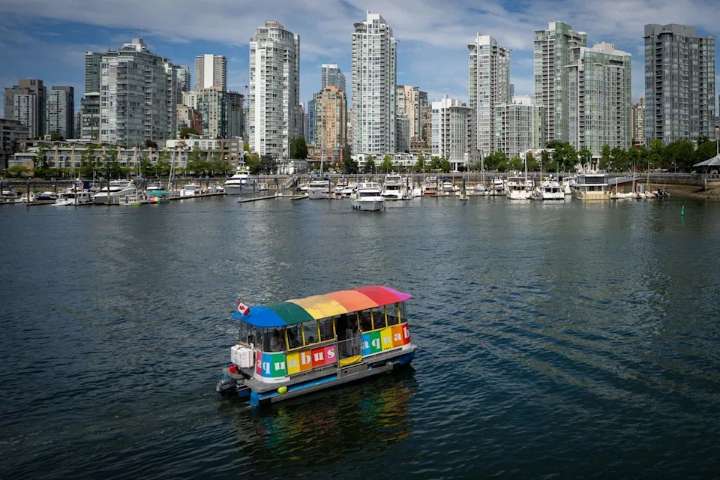 Victoria area in B.C. breaks nearly 100-year-old temperature record amid hot spell