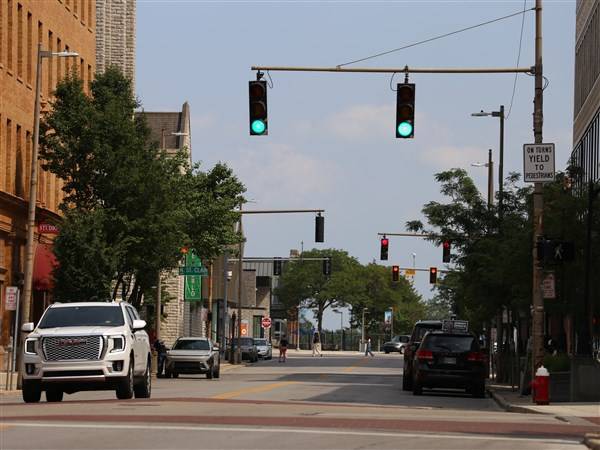 City to study removing traffic signals at 5 downtown corners