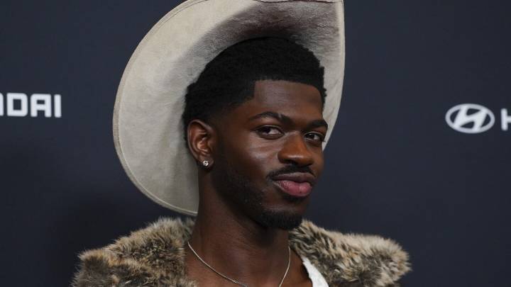 Rapper Lil Nas X arrested after allegedly charging at LAPD, punching officers