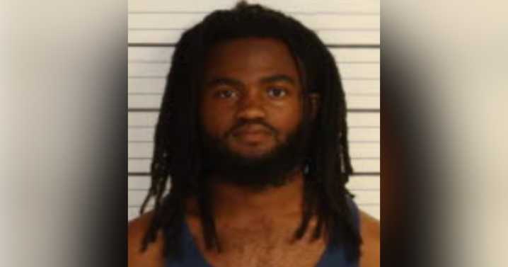Man accused of picking up girl from Memphis high school to have sexual encounter, records show