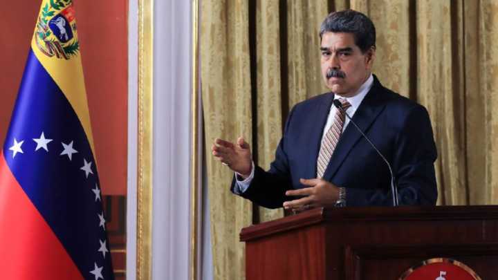 "Quien agrede y amenaza a un país en América Latina, los amenaza a todos": Maduro