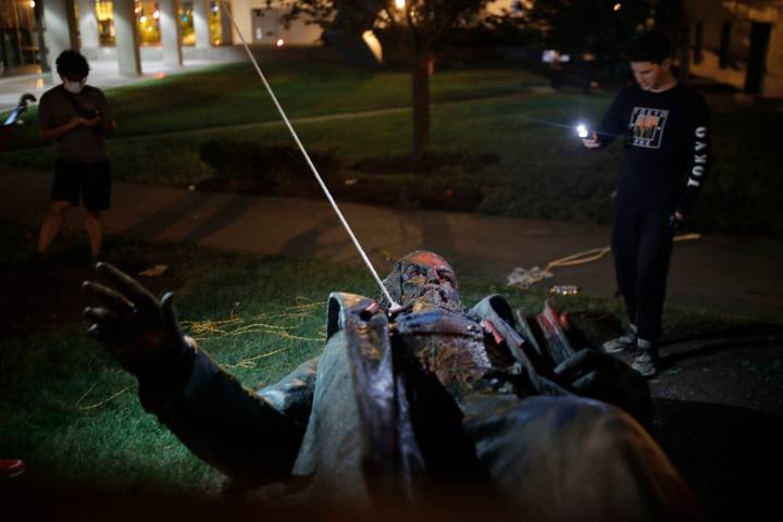 Confederate statues in DC area to be restored and replaced in line with Trump's executive order