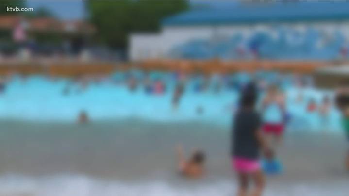 Man dies at Roaring Springs Water Park after medical emergency