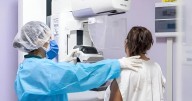 Escasez de médicos patólogos en Perú: solo hay 154 y el 47% está en Lima, vitales para diagnosticar cáncer de mama