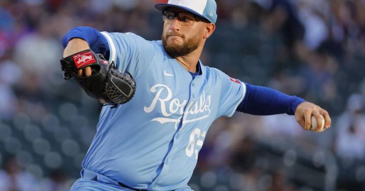Royals beat Twins 2-0 as Cameron and relievers combine on eight