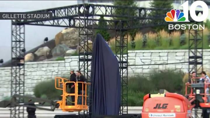 Patriots to unveil Tom Brady statue at Gillette Stadium on Friday