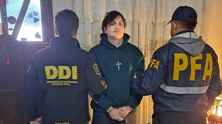Duro golpe contra la piratería: detuvieron al creador de "Al Angulo TV"