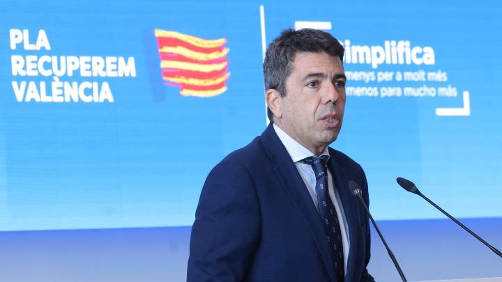 El Plan Simplifica de la Generalitat quiere reducir un 30 % los tiempos administrativos, ahora en 197 días