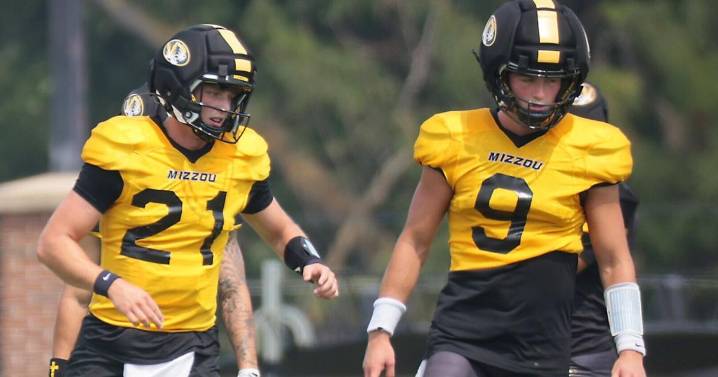 What Eli Hoff learned at Mizzou football's closed scrimmage