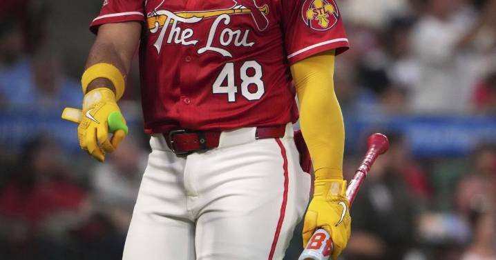 How to watch Cardinals vs. Pirates, TV, live stream, time
