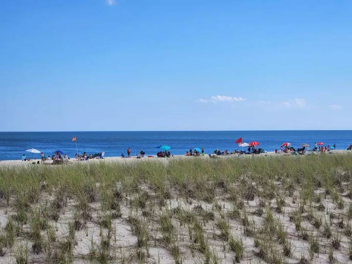 NJ weather: Mostly sunny and dry, warming trend this weekend