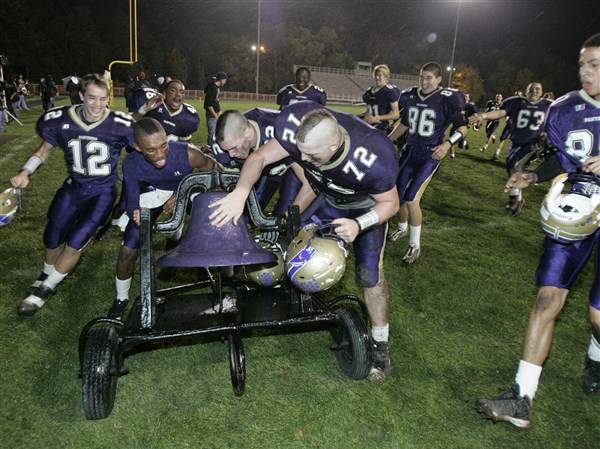 Maumee-Perrysburg football rivalry to resume in 2027
