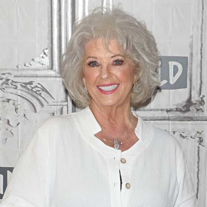 Paula Deen, Chef & Food Network Star, Closes 2 Restaurants