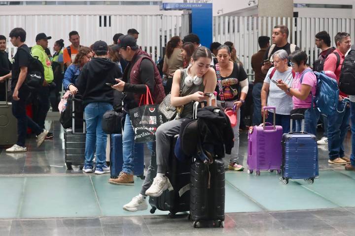 AICM suspende operaciones por segunda ocasión debido a intensas lluvias