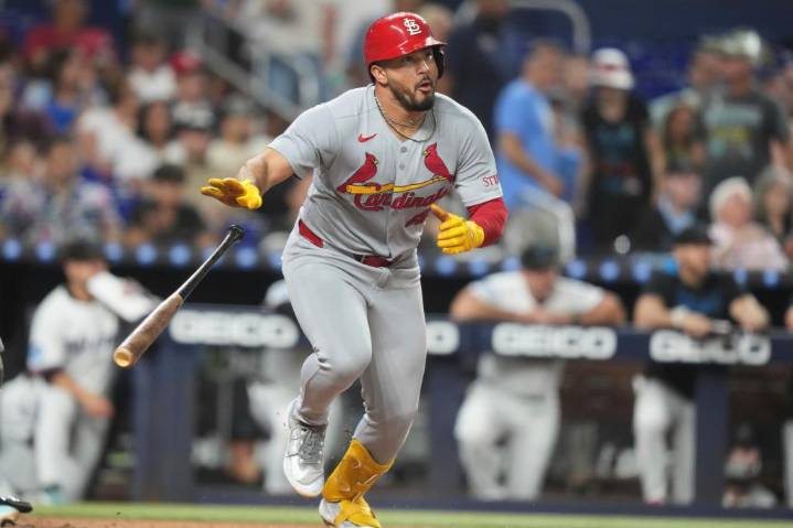 Herrera y Saggese lideran a Cardenales en victoria 7-4 ante Marlins – Chicago Tribune