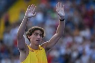 Duplantis, taciturno, se queda en 6,10 en Chorzow cuatro días después de elevar su récord mundial hasta 6,29 metros