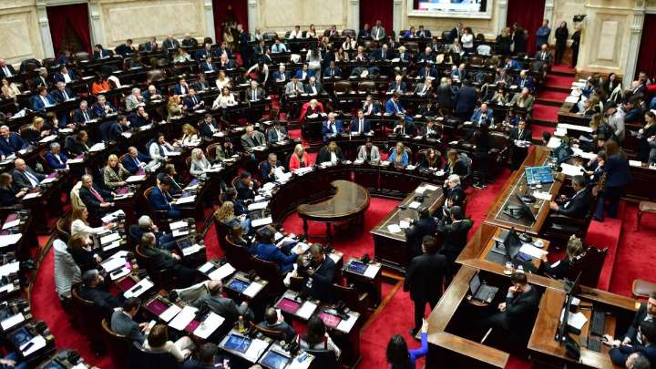 La oposición no consiguió los votos para rechazar el veto de Milei al aumento de las jubilaciones