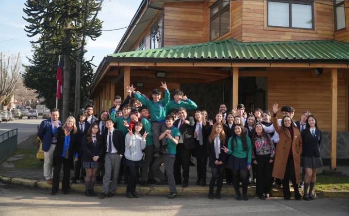 Escuela Eusebio Ibar Schepeler de La Junta gana Final Regional del Torneo Delibera 2025 