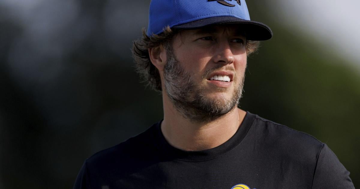 Still nursing a back injury, Matthew Stafford doesn't join practice with Rams as originally planned