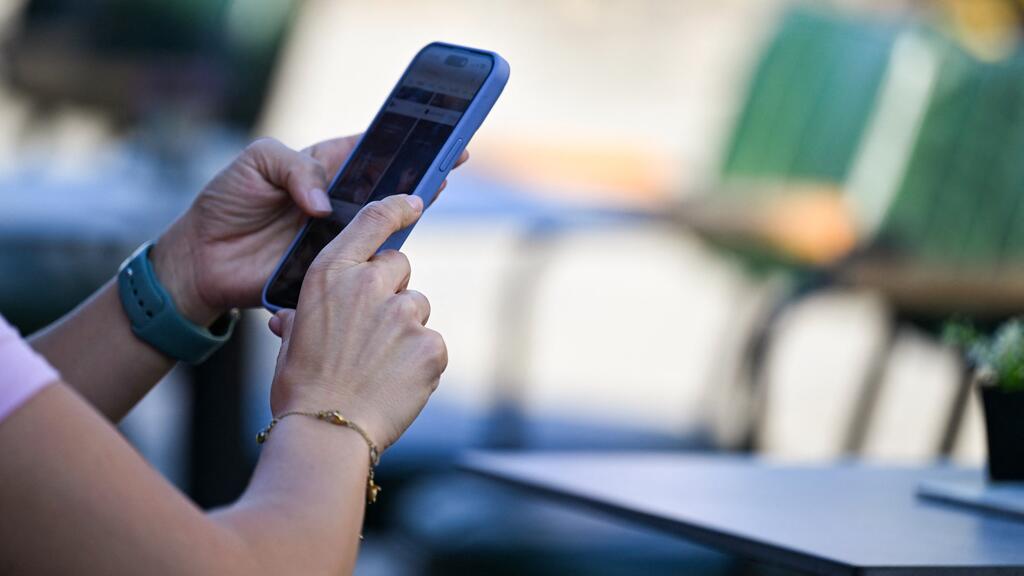 Prohibición del uso de celulares en horario escolar en Texas: lo que debes saber de la HB 1481