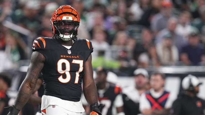 Shemar Stewart apologized to Joe Burrow after accidentally bumping him