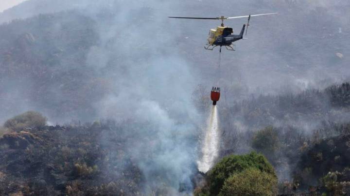 El fuego de la Alta Sanabria en Zamora mejora algo tras provocar el caos y la impotencia