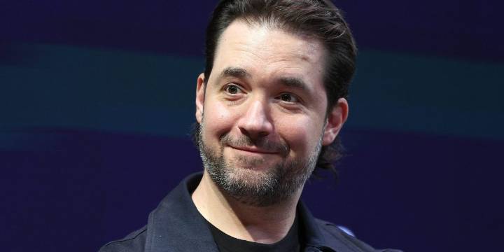 Millionaire Alexis Ohanian walked out of the LSAT 20 minutes in, went to a Waffle House and decided he was ‘gonna invent a career'