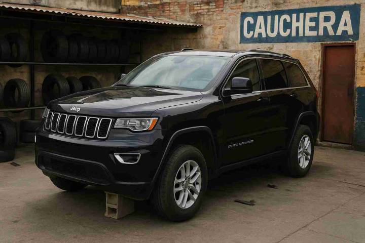 Roban camioneta en una cauchera de Caracas