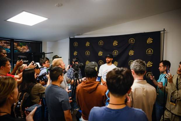 Steph Curry shares thoughts on Warriors offseason inactivity at annual basketball camp