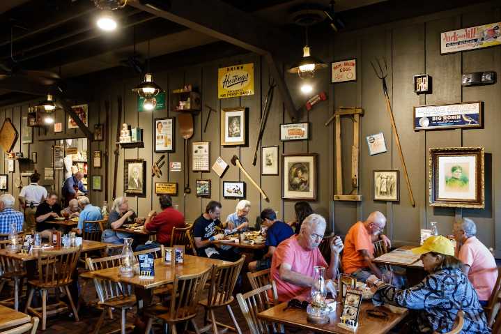 New Cracker Barrel logo sparks controversy; Plus new menu, singer partnership revealed
