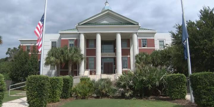 8 new traffic signals coming to Beaufort