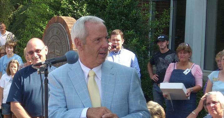 UNC basketball's Roy Williams, born in Marion, to receive state’s highest honor