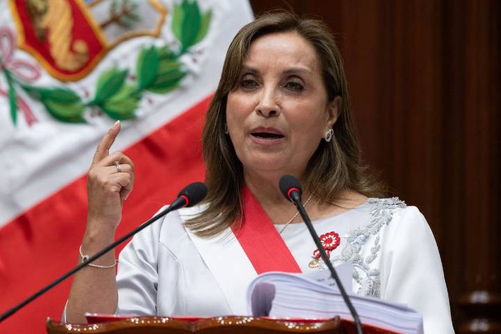 Perú promulga ley de amnistía a militares pese a dudas de organismos de derechos humanos