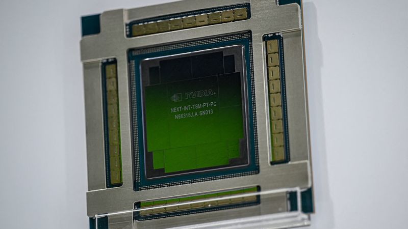 Nvidia y AMD acuerdan pagar 15 % de ingresos por ventas de chips en China al Gobierno de EE.UU., informa Financial Times