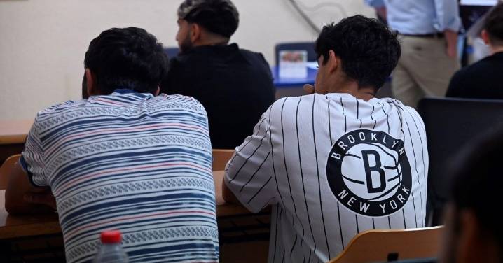 Andalucía atiende a casi 5.800 menores infractores cada vez más jóvenes