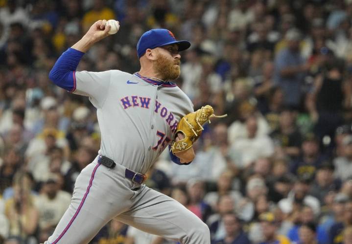 Deadspin | Mets place RHP Reed Garrett on IL, select LHP Jose Castillo