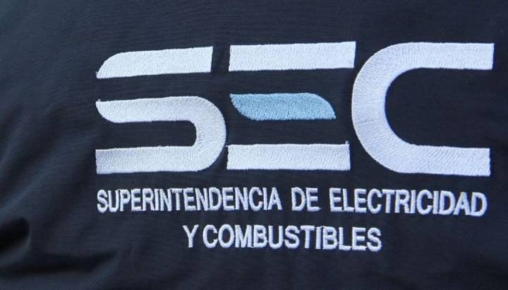 SEC formula cargos a CGE por errores en lectura de medidores de 2 regiones: arriesgan multa de $8 mil millones