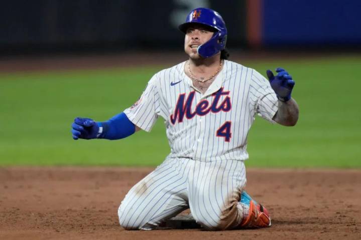 Francisco Alvarez breaks pinkie during rehab stint in Mets debacle