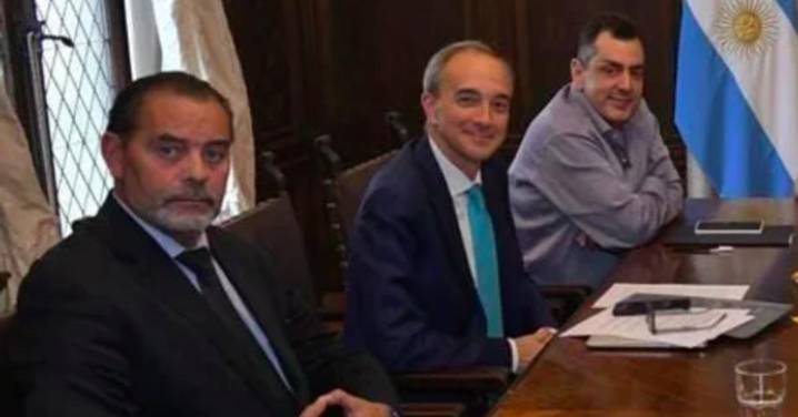 Educación: Carlos Torrendell y Juan Facundo Etchenique continúan beneficiando a empresario Gustavo Kein
