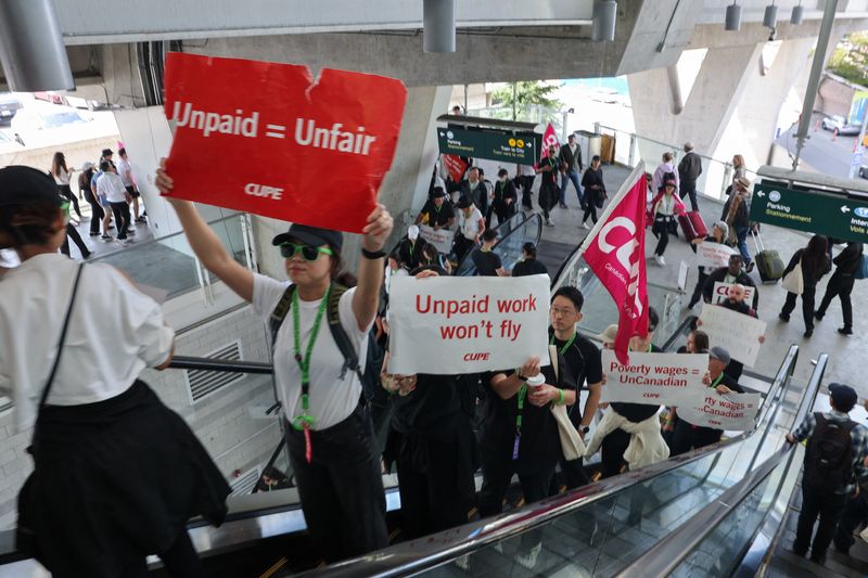 Air Canada suspends profit forecast as striking union defies back